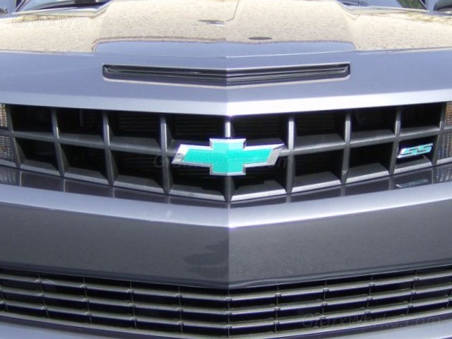 thumbnail image 2 of Genuine GM Gold Bowtie Trunk Emblem – 2010-2013 Chevy Camaro – New OEM 22761890 / 20946747 2 of 6